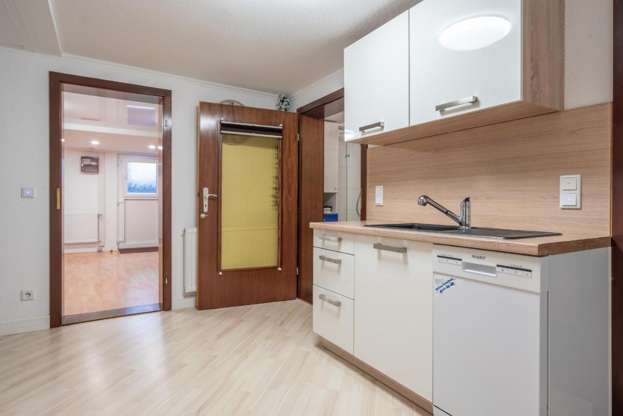 Nice Private Apartment Ганновер Экстерьер фото