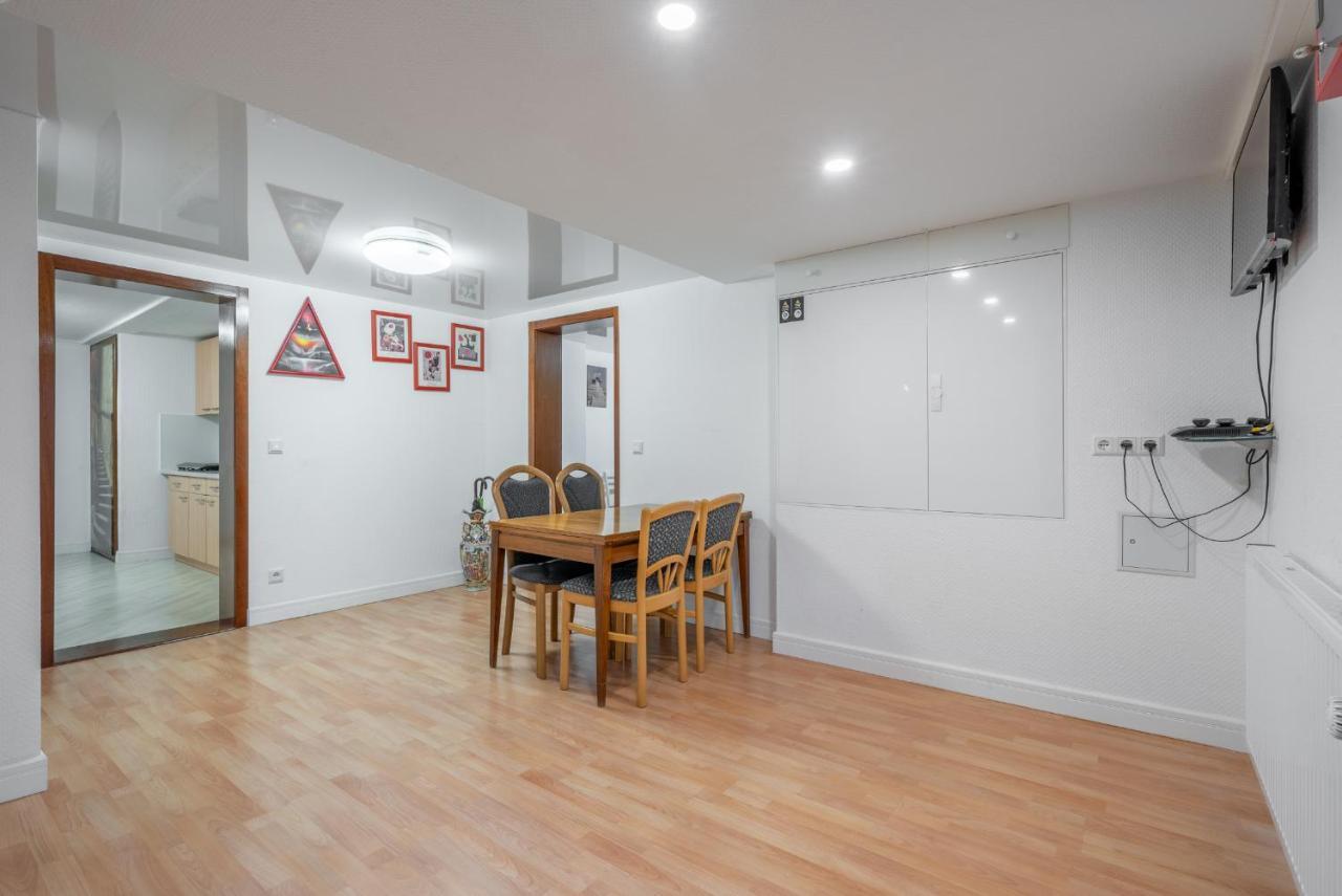 Nice Private Apartment Ганновер Экстерьер фото